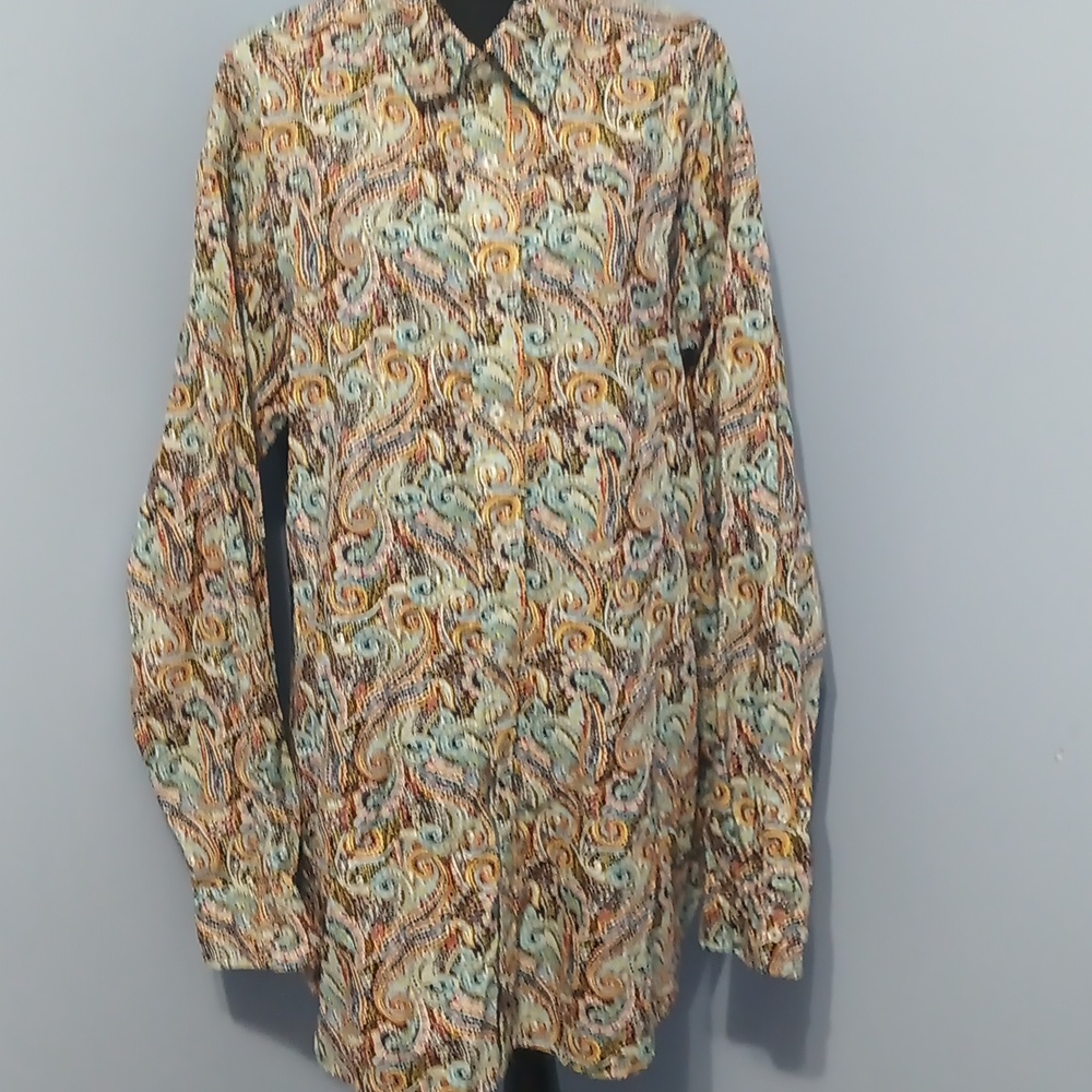 Men's shirt